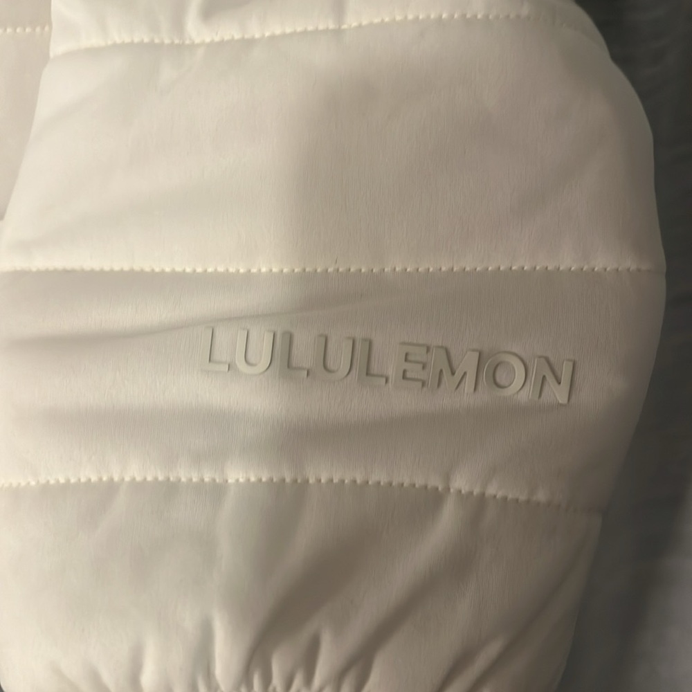 Lululemon dynamic movement crew size 4 - Picture 9 of 9